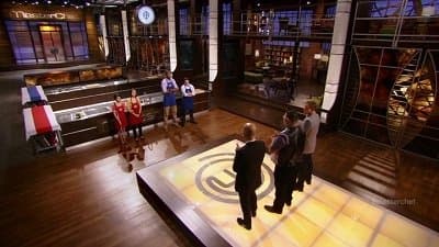 Still from Top 4 Compete
