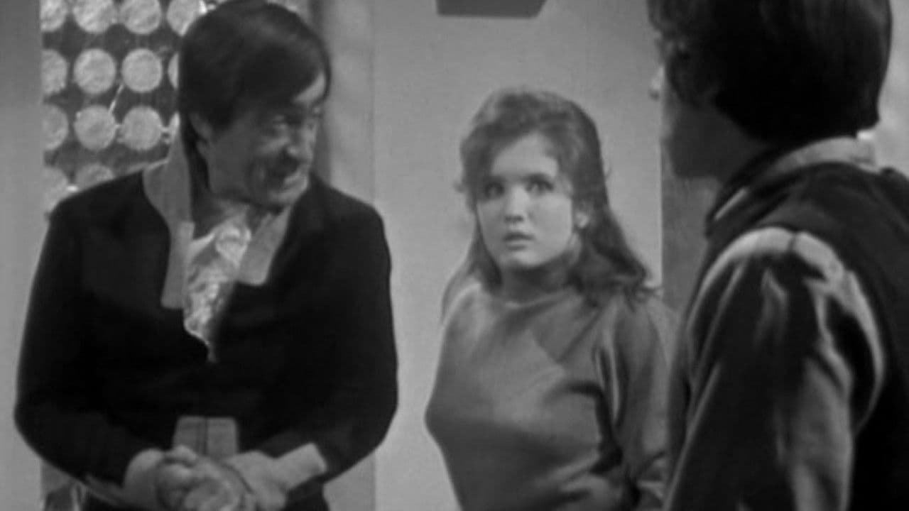 Still from The Enemy of the World (5)