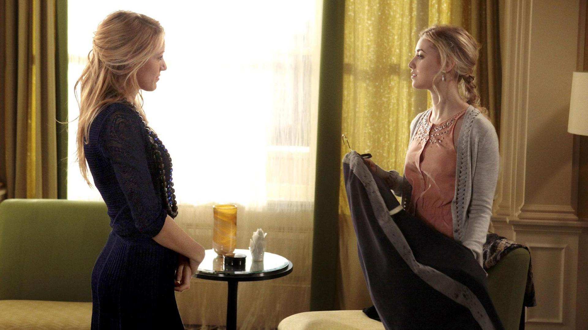 Still from Salon of the Dead