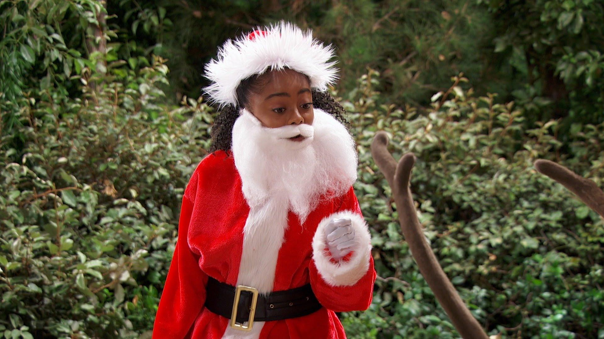Still from How the Griff Stole Christmas