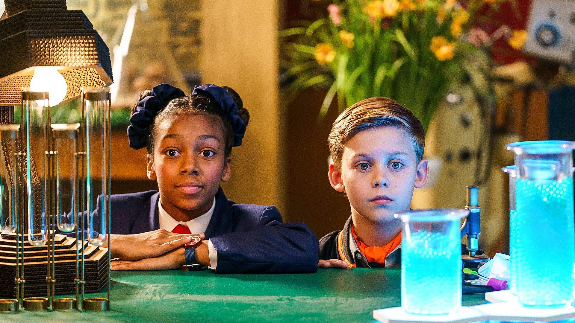 Still from Odd Ones In, Part 2