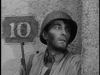 Still from 9 Place Vendee
