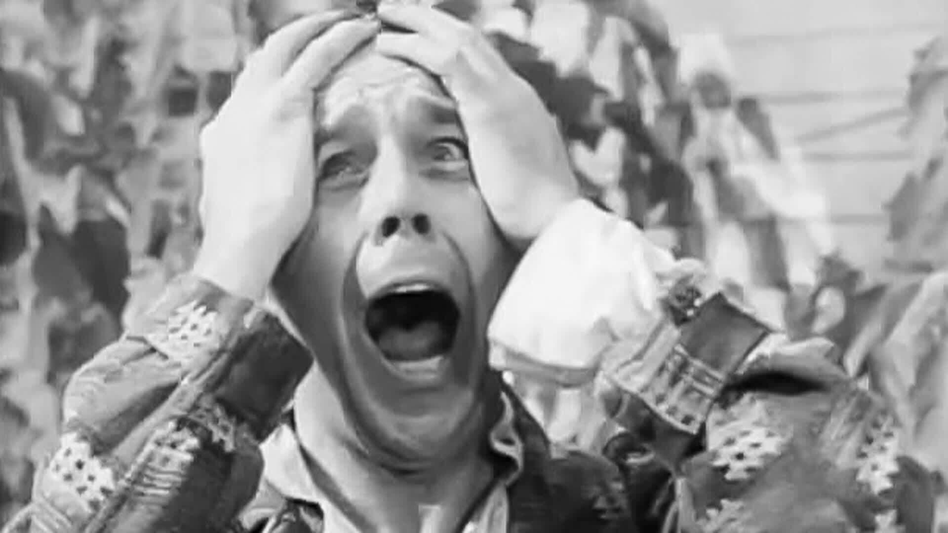 Still from The Clampetts Are Overdrawn