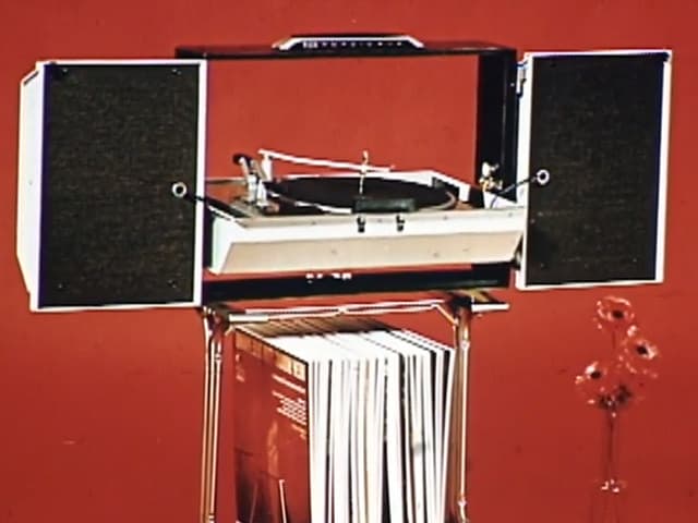 Still from Stereos