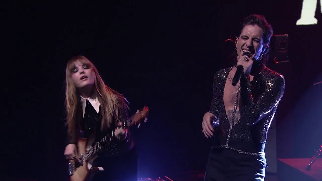 Still from Drew Barrymore, Mo Rocca, Måneskin