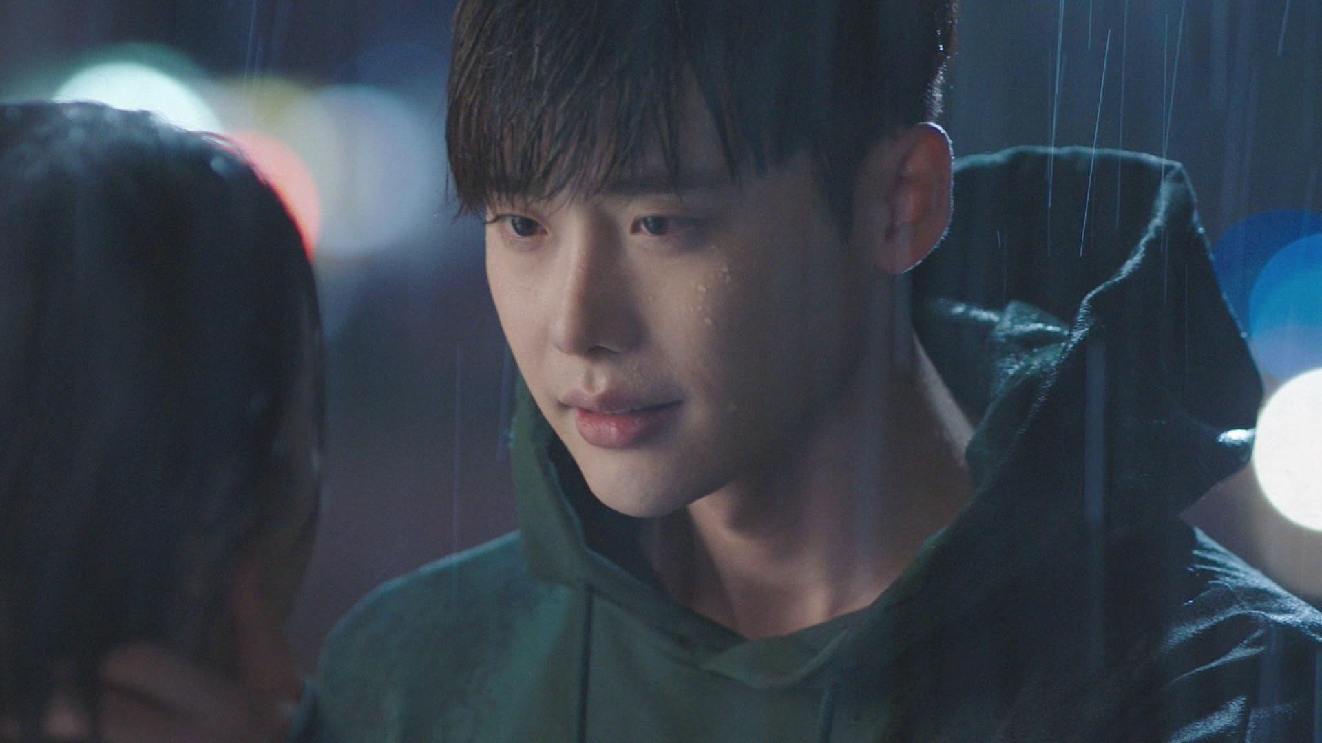 Still from Don't Trust Her (2)