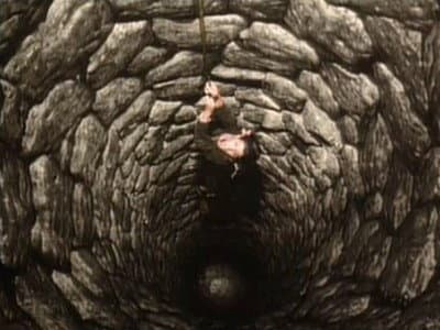 Still from The Well of Death